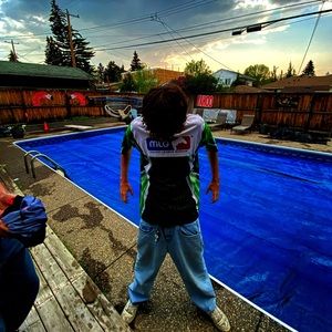 Meet your Posher, Shart